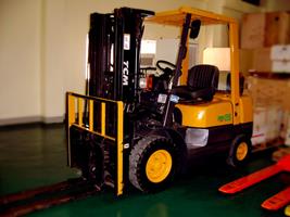 safe forklift operation